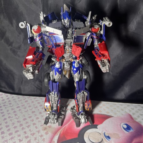 Legendary toys 02 - legendary,