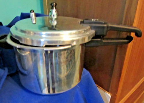 Imusa small pressure - (6qt?),