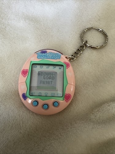 2004 tamagotchi connection - tamagotchi, v2