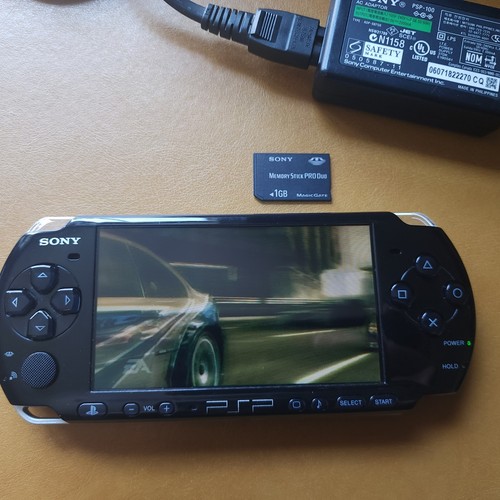 Sony piano black - piano, psp