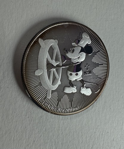 2017 niue steamboat willie - niue, 1