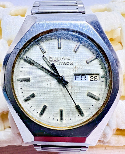 Vintage men bulova accutron - vintage,