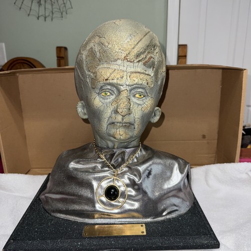 Star trek talosian head bust - trek,