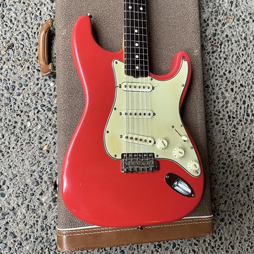 1960 fender stratocaster - fender,