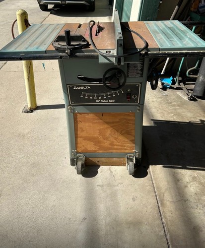 Delta tablesaw working - tablesaw,