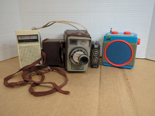 Lot vintage electronics - of,