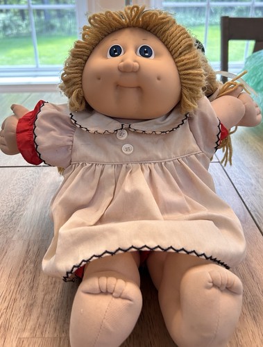 Vtg cabbage patch - patch, girl