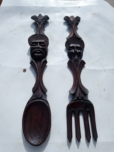 Vtg large hand carved wooden - large,