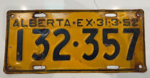1952 alberta license plate - alberta,