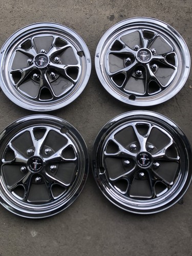 Set used mustang - of,