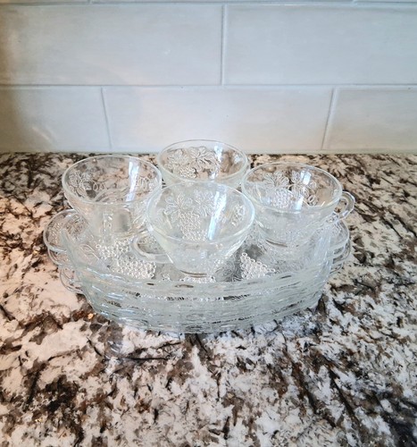 Vtg anchor hocking grapes and - anchor,