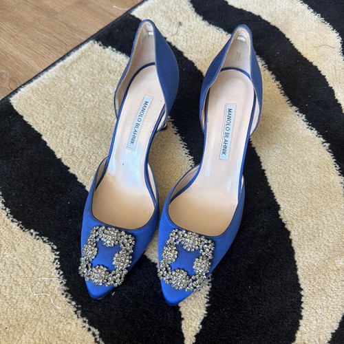 Manolo blahnik hangisi - manolo,