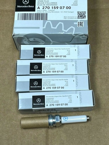 Genuine set spark plugs - of,