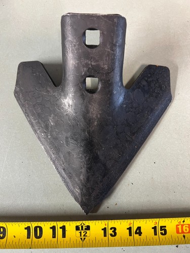 Field cultivator bolt - cultivator, bolt-on