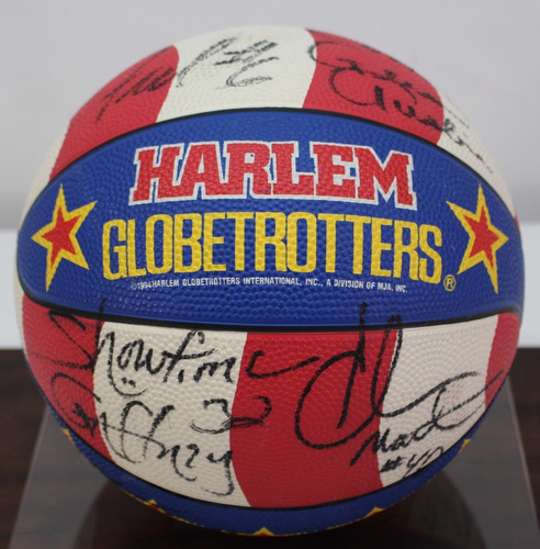 Harlem globetrotters signed - harlem,