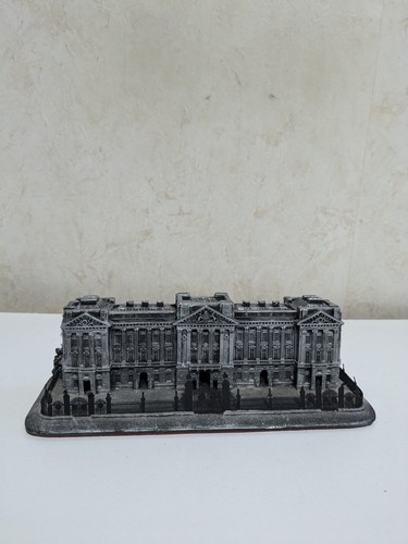 Lilliput lane buckingham - lilliput,