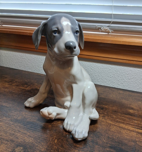 Royal copenhagen denmark dog - royal,