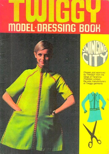 Vintage uncut 1967 twiggy - vintage,