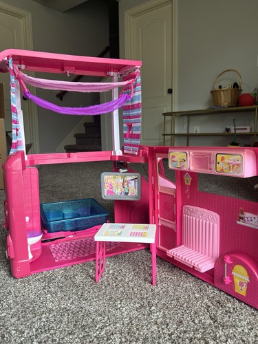 Barbie 2010 mattel - rv, pop-up