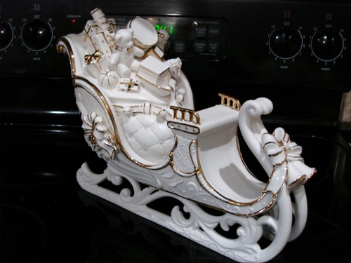 Member mark porcelain - mark,