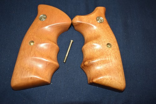 Smith wesson custom goncalo - smith,