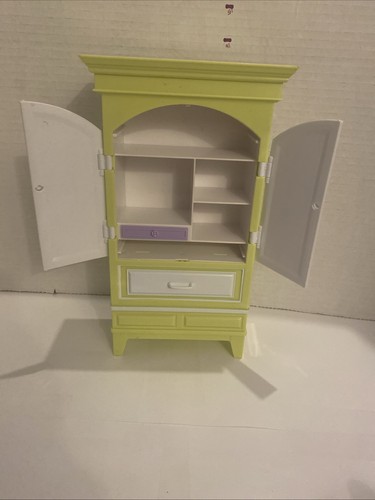Barbie doll green white - barbie,