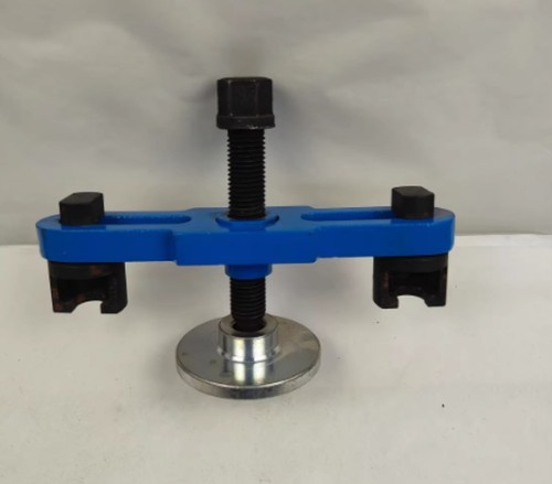 Half shaft axle hub puller - hub,
