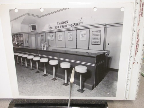 Aurora 1930s drug store