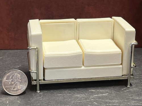 Dollhouse miniature mid - dollhouse,