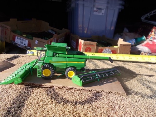Ertl john deere - deere, s