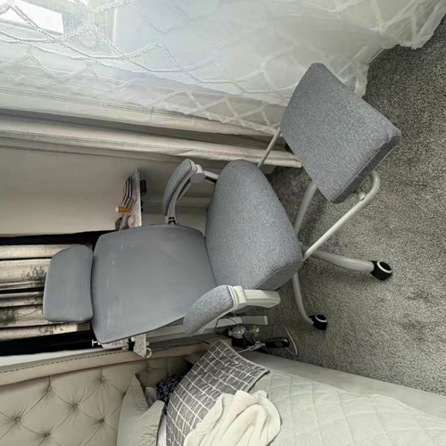 Gray mesh office chair - mesh, w/