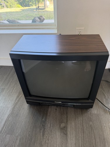 Vtg panasonic color inch - panasonic,