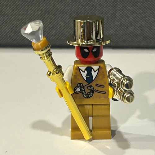 Lego deadpool minifigure gold - deadpool,