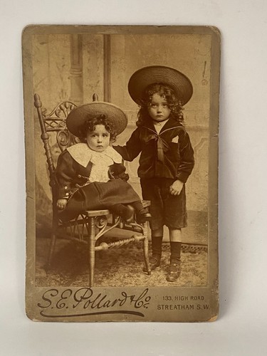 1880 cabinet card striking - card,