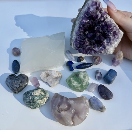 Calm clarity crystal bundle - &,