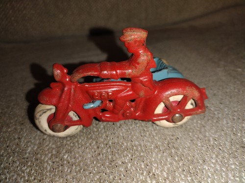 Hubley cast iron - cast, police