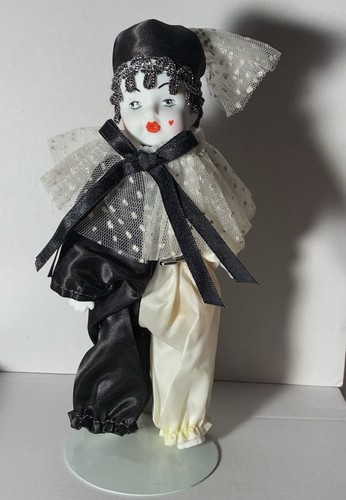 Show stoppers porcelain - show,