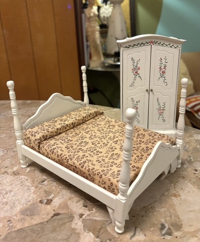 Vintage miniature wooden - miniature,