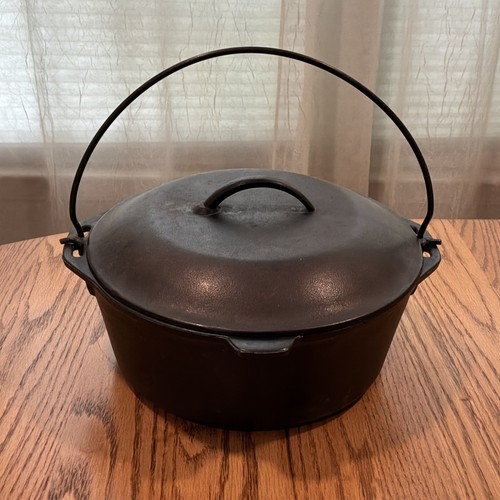 Vintage cast iron - cast, pot
