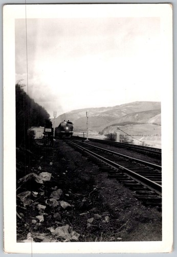 Vtg snapshot diesel - b&w,