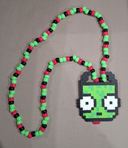 Kandi gir invader - kandi, necklace