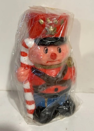 Nut cracker candle - nut, original