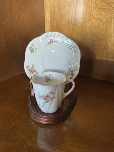 Vtg shelley dainty demitasse - vtg,
