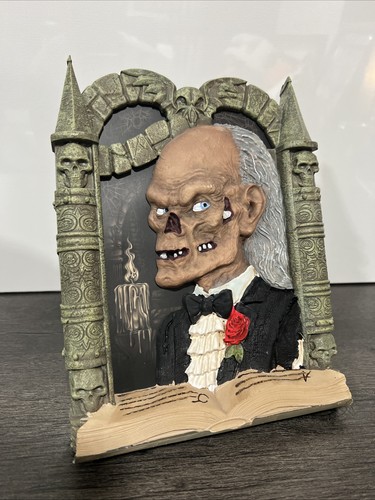 Spirit halloween crypt keeper - crypt,