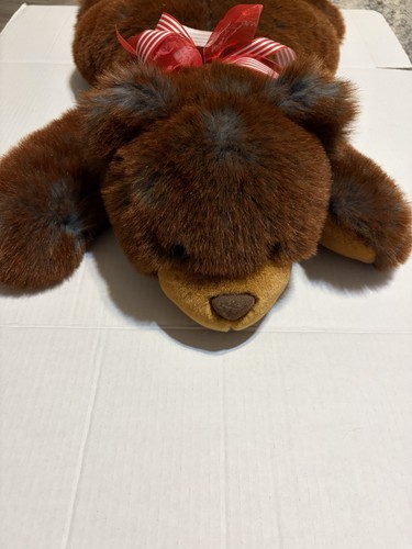 Vintage big brown - big, laying