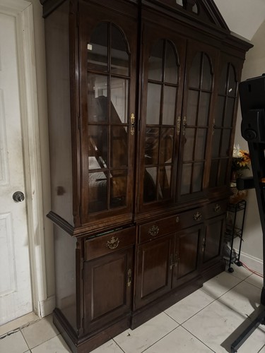 Traditional brown wood glass - brown,