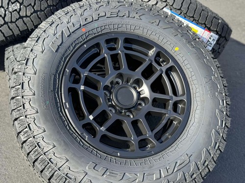 Wheels 265 70r17 - 17", a/t