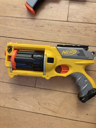 Yellow nerf strike maverick - nerf, n-strike