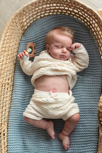 Sleeping reborn baby dolls - reborn,