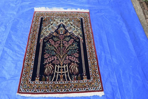 Beautiful hand knotted prayer - hand,